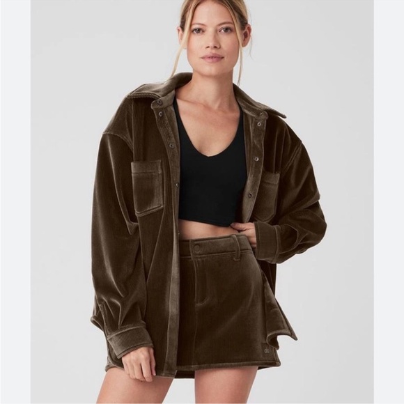 Alo Yoga Ribbed Velour Mountain Side Jacket Machiatto Brown - Picture 15 of 15